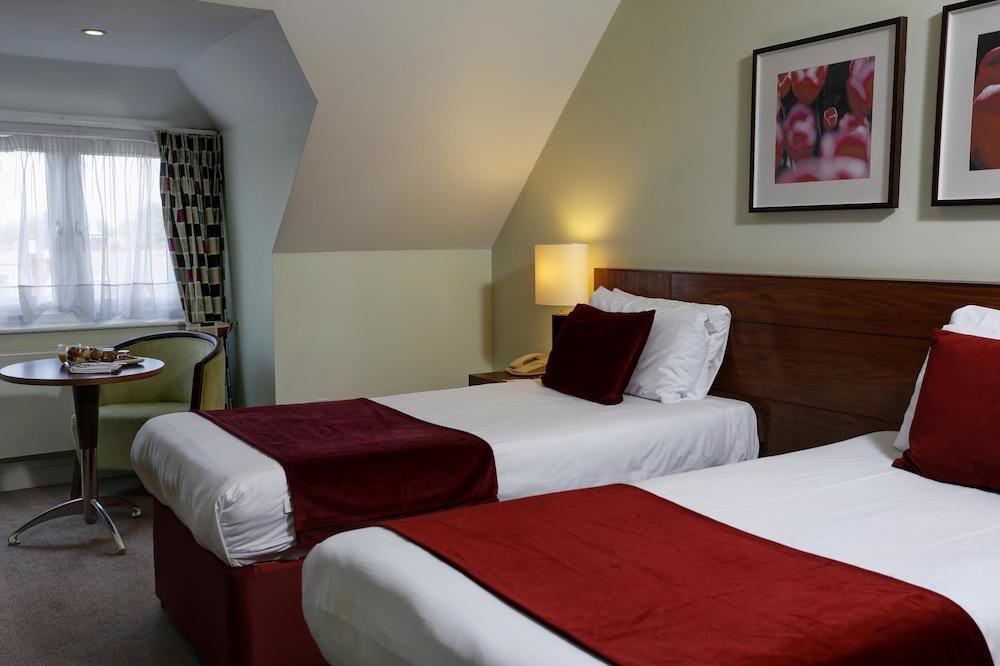 Best Western Ship Hotel Weybridge Exteriér fotografie