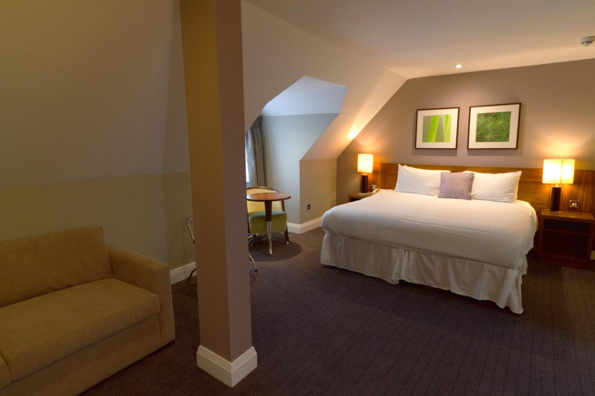 Best Western Ship Hotel Weybridge Exteriér fotografie